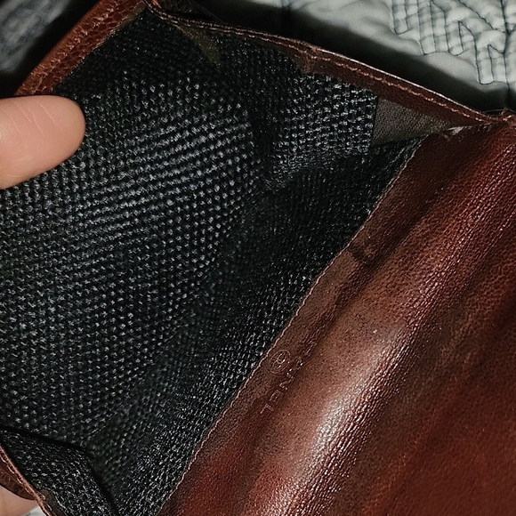 💓 Chanel Black and Gold Women's Bag - Picture 12 of 17